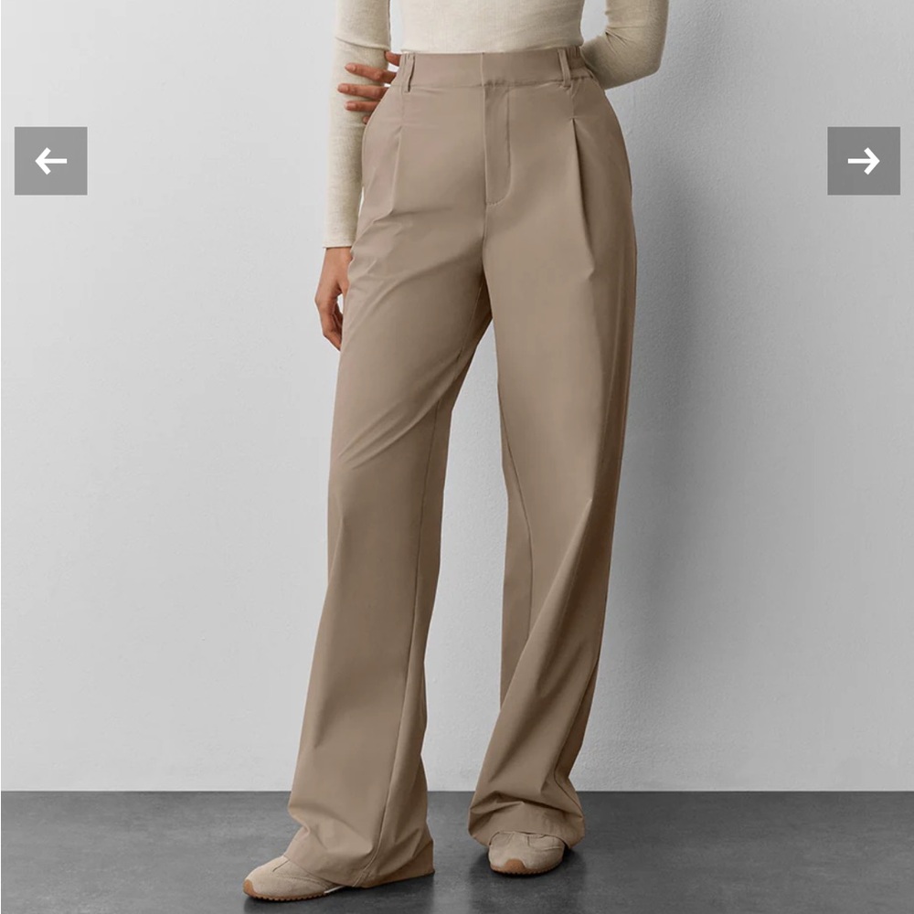 ALO Yoga High-Waist Pursuit Trouser in Gravel